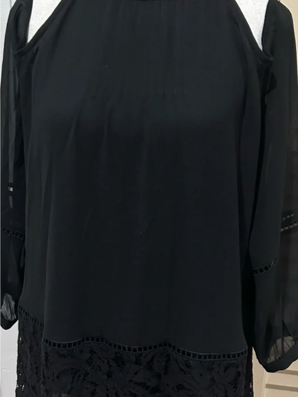 Michael Michael Kors | Black cold shoulder- Classic Tailored Fit - M